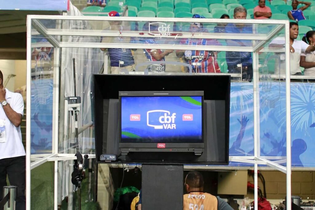 Os erros e acertos da arbitragem brasileira, está deixando todos “irritados”
