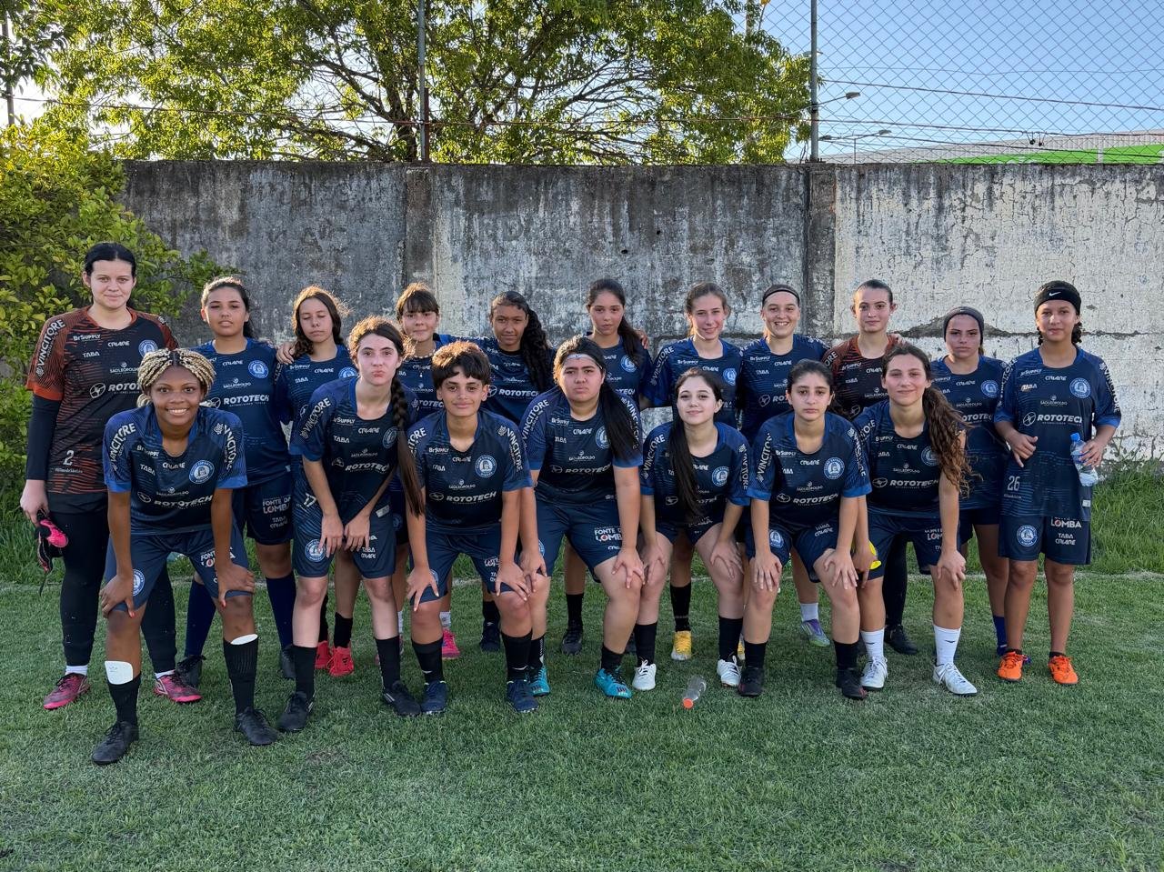 Índias Capilé se apresentam para dar início a temporada 2026